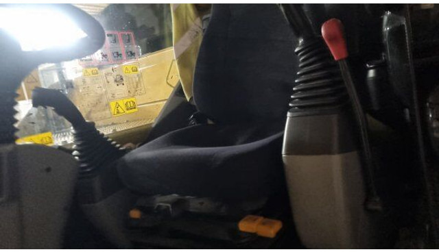 Komatsu PW 138 MR - Pyöräalustainen kaivinkone: kuva Komatsu PW 138 MR - Pyöräalustainen kaivinkone Komatsu PW 138 MR - Pyöräalustainen kaivinkone: kuva Komatsu PW 138 MR - Pyöräalustainen kaivinkone