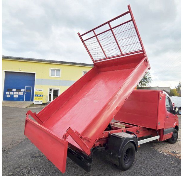 Mercedes-Benz Sprinter 516 CDI 2.2 - Kippilava-auto: kuva Mercedes-Benz Sprinter 516 CDI 2.2 - Kippilava-auto Mercedes-Benz Sprinter 516 CDI 2.2 - Kippilava-auto: kuva Mercedes-Benz Sprinter 516 CDI 2.2 - Kippilava-auto