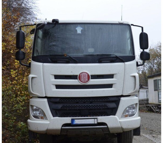 Tatra 4x4 hydr. T158 Phoenix (8P6R23) / DAF - Vetopöytäauto: kuva Tatra 4x4 hydr. T158 Phoenix (8P6R23) / DAF - Vetopöytäauto Tatra 4x4 hydr. T158 Phoenix (8P6R23) / DAF - Vetopöytäauto: kuva Tatra 4x4 hydr. T158 Phoenix (8P6R23) / DAF - Vetopöytäauto