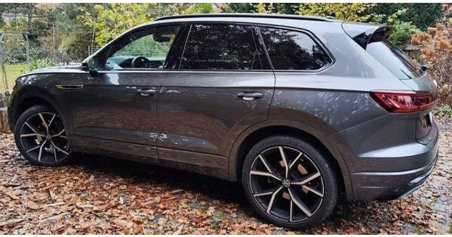 Volkswagen Touareg 3.0 TDi R-line 4-motion - Henkilöauto: kuva Volkswagen Touareg 3.0 TDi R-line 4-motion - Henkilöauto Volkswagen Touareg 3.0 TDi R-line 4-motion - Henkilöauto: kuva Volkswagen Touareg 3.0 TDi R-line 4-motion - Henkilöauto