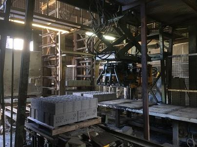 DEMLER 100 - Betonikivikone: kuva DEMLER 100 - Betonikivikone DEMLER 100 - Betonikivikone: kuva DEMLER 100 - Betonikivikone