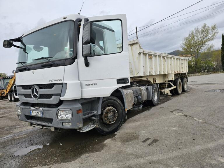 Mercedes Actros 1846 - Vetopöytäauto, Kippiauto puoliperävaunu: kuva Mercedes Actros 1846 - Vetopöytäauto, Kippiauto puoliperävaunu Mercedes Actros 1846 - Vetopöytäauto, Kippiauto puoliperävaunu: kuva Mercedes Actros 1846 - Vetopöytäauto, Kippiauto puoliperävaunu