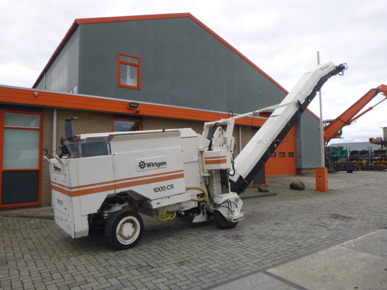 WIRTGEN 1000CR - Asfalttijyrsimen: kuva WIRTGEN 1000CR - Asfalttijyrsimen WIRTGEN 1000CR - Asfalttijyrsimen: kuva WIRTGEN 1000CR - Asfalttijyrsimen