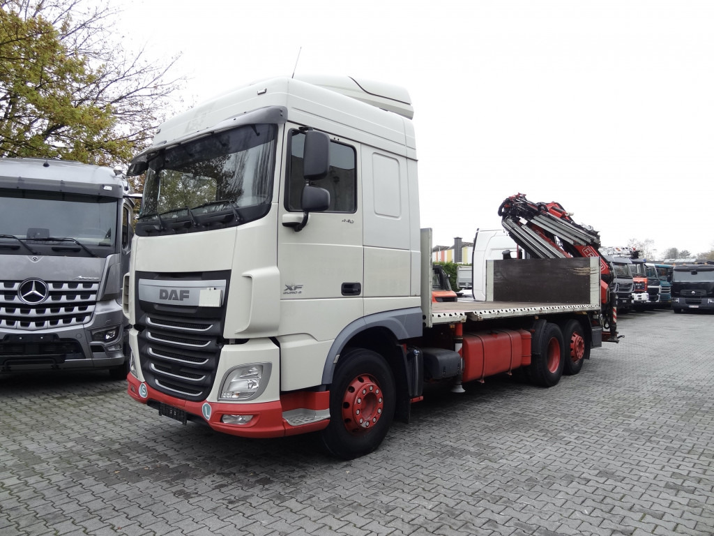 Daf XF440 6X2 Fassi 235 mit Jib bis 24.50 Meter - Nosturiauto, Lava-kuorma-auto: kuva Daf XF440 6X2 Fassi 235 mit Jib bis 24.50 Meter - Nosturiauto, Lava-kuorma-auto Daf XF440 6X2 Fassi 235 mit Jib bis 24.50 Meter - Nosturiauto, Lava-kuorma-auto: kuva Daf XF440 6X2 Fassi 235 mit Jib bis 24.50 Meter - Nosturiauto, Lava-kuorma-auto