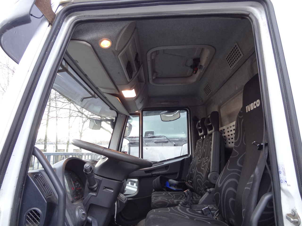 Iveco EuroCargo 120E25 Fassi F38 - Nosturiauto, Lava-kuorma-auto: kuva Iveco EuroCargo 120E25 Fassi F38 - Nosturiauto, Lava-kuorma-auto Iveco EuroCargo 120E25 Fassi F38 - Nosturiauto, Lava-kuorma-auto: kuva Iveco EuroCargo 120E25 Fassi F38 - Nosturiauto, Lava-kuorma-auto