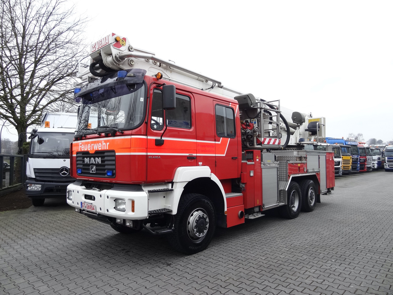 MAN FE 410 6X6 Feuerwehr Vema Lift 32 Meter - Itsekulkevat henkilönostimet: kuva MAN FE 410 6X6 Feuerwehr Vema Lift 32 Meter - Itsekulkevat henkilönostimet MAN FE 410 6X6 Feuerwehr Vema Lift 32 Meter - Itsekulkevat henkilönostimet: kuva MAN FE 410 6X6 Feuerwehr Vema Lift 32 Meter - Itsekulkevat henkilönostimet