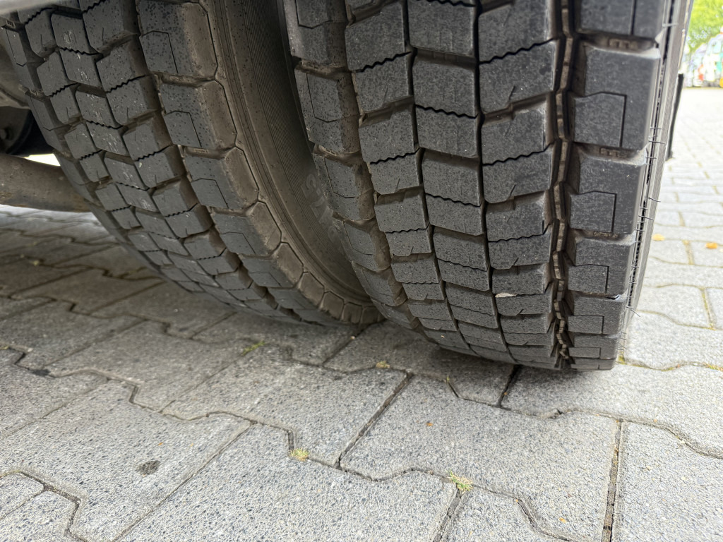 MAN TGL 7.180 4X2 BL 1500Kg Ladebordwand - Pressukapelli kuorma-auto: kuva MAN TGL 7.180 4X2 BL 1500Kg Ladebordwand - Pressukapelli kuorma-auto MAN TGL 7.180 4X2 BL 1500Kg Ladebordwand - Pressukapelli kuorma-auto: kuva MAN TGL 7.180 4X2 BL 1500Kg Ladebordwand - Pressukapelli kuorma-auto