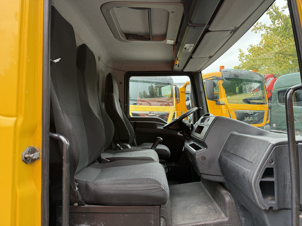 MAN TGL 8.180 BB - Lava-kuorma-auto: kuva MAN TGL 8.180 BB - Lava-kuorma-auto MAN TGL 8.180 BB - Lava-kuorma-auto: kuva MAN TGL 8.180 BB - Lava-kuorma-auto