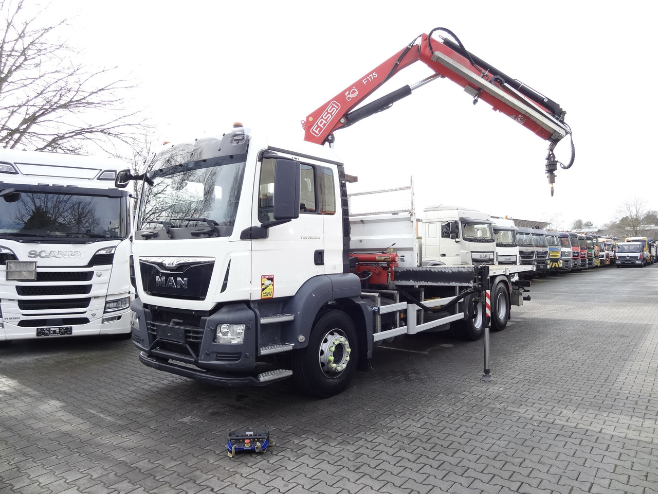 MAN TGS 26.320 6X4 BB mit Kran Fassi F175 - Lava-kuorma-auto, Nosturiauto: kuva MAN TGS 26.320 6X4 BB mit Kran Fassi F175 - Lava-kuorma-auto, Nosturiauto MAN TGS 26.320 6X4 BB mit Kran Fassi F175 - Lava-kuorma-auto, Nosturiauto: kuva MAN TGS 26.320 6X4 BB mit Kran Fassi F175 - Lava-kuorma-auto, Nosturiauto
