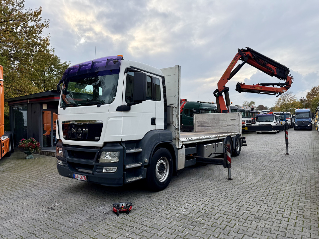 MAN TGS 26.360 6X2 Palfinger 27002 bis 26.5 Meter - Lava-kuorma-auto, Nosturiauto: kuva MAN TGS 26.360 6X2 Palfinger 27002 bis 26.5 Meter - Lava-kuorma-auto, Nosturiauto MAN TGS 26.360 6X2 Palfinger 27002 bis 26.5 Meter - Lava-kuorma-auto, Nosturiauto: kuva MAN TGS 26.360 6X2 Palfinger 27002 bis 26.5 Meter - Lava-kuorma-auto, Nosturiauto