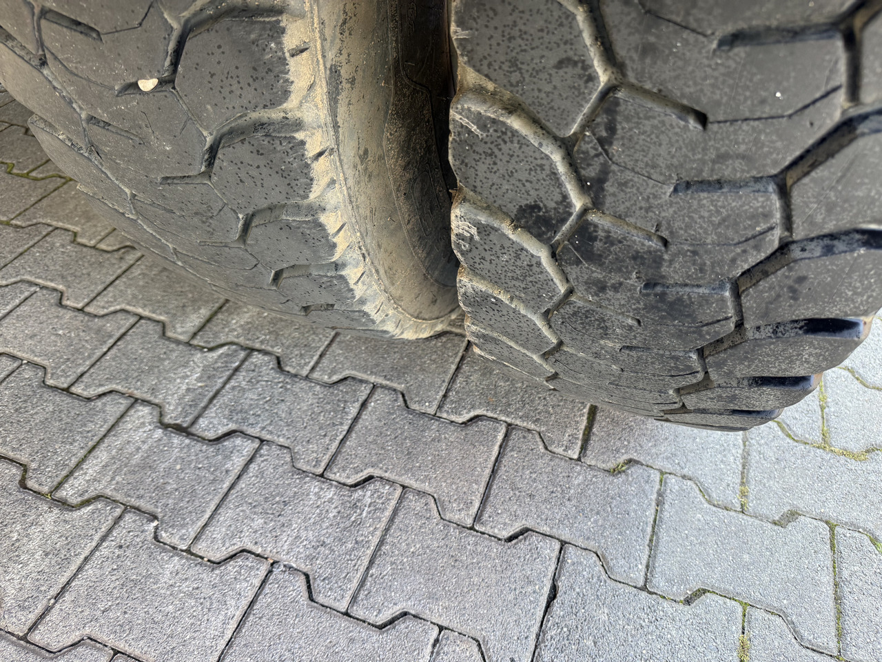 MAN TGS 41.500 8X6 BB Meiller - Kippiauto kuorma-auto: kuva MAN TGS 41.500 8X6 BB Meiller - Kippiauto kuorma-auto MAN TGS 41.500 8X6 BB Meiller - Kippiauto kuorma-auto: kuva MAN TGS 41.500 8X6 BB Meiller - Kippiauto kuorma-auto