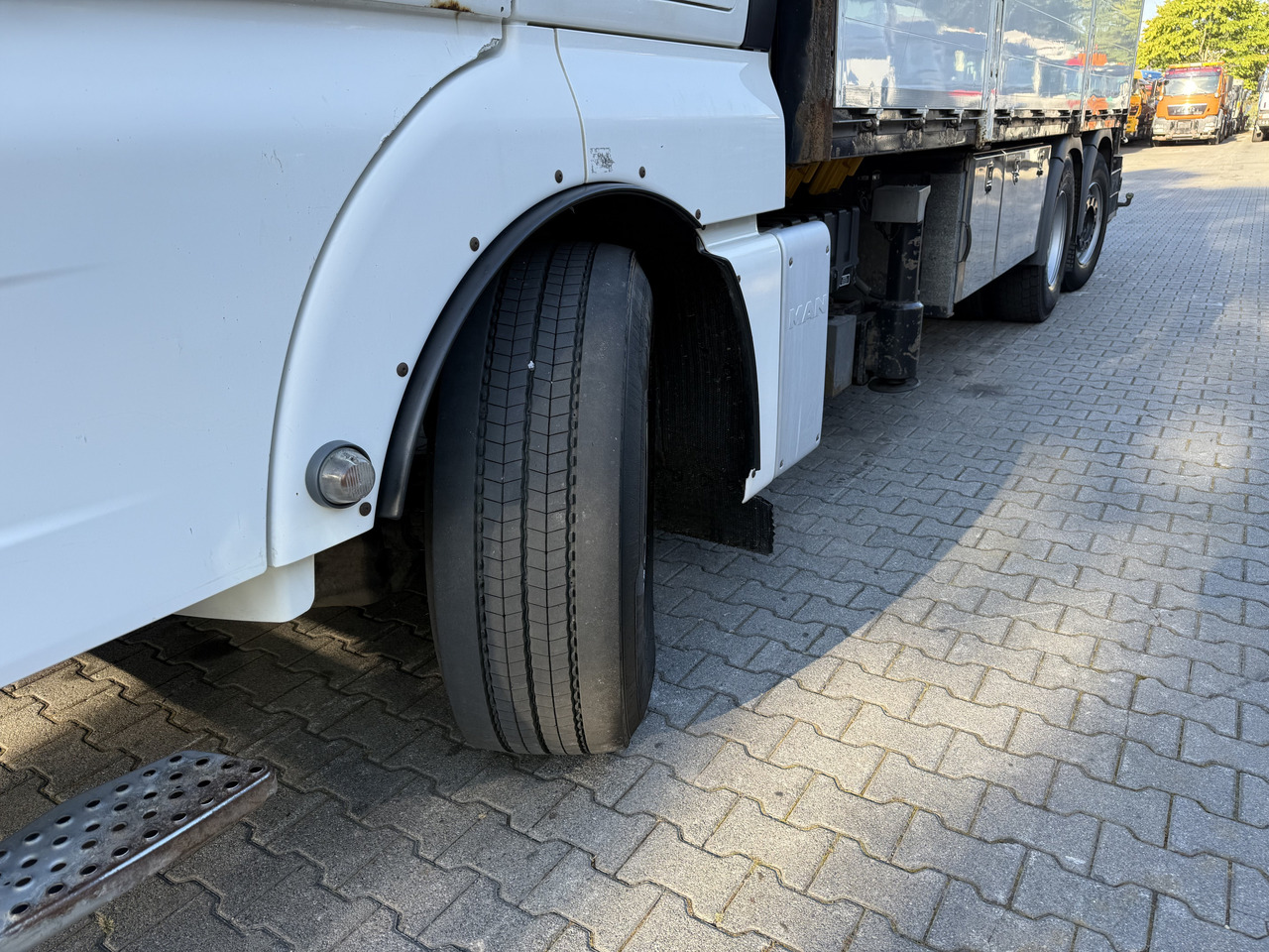 MAN TGX 26.480 6X2 Hiab 422 + Jib + Winde - Nosturiauto, Lava-kuorma-auto: kuva MAN TGX 26.480 6X2 Hiab 422 + Jib + Winde - Nosturiauto, Lava-kuorma-auto MAN TGX 26.480 6X2 Hiab 422 + Jib + Winde - Nosturiauto, Lava-kuorma-auto: kuva MAN TGX 26.480 6X2 Hiab 422 + Jib + Winde - Nosturiauto, Lava-kuorma-auto