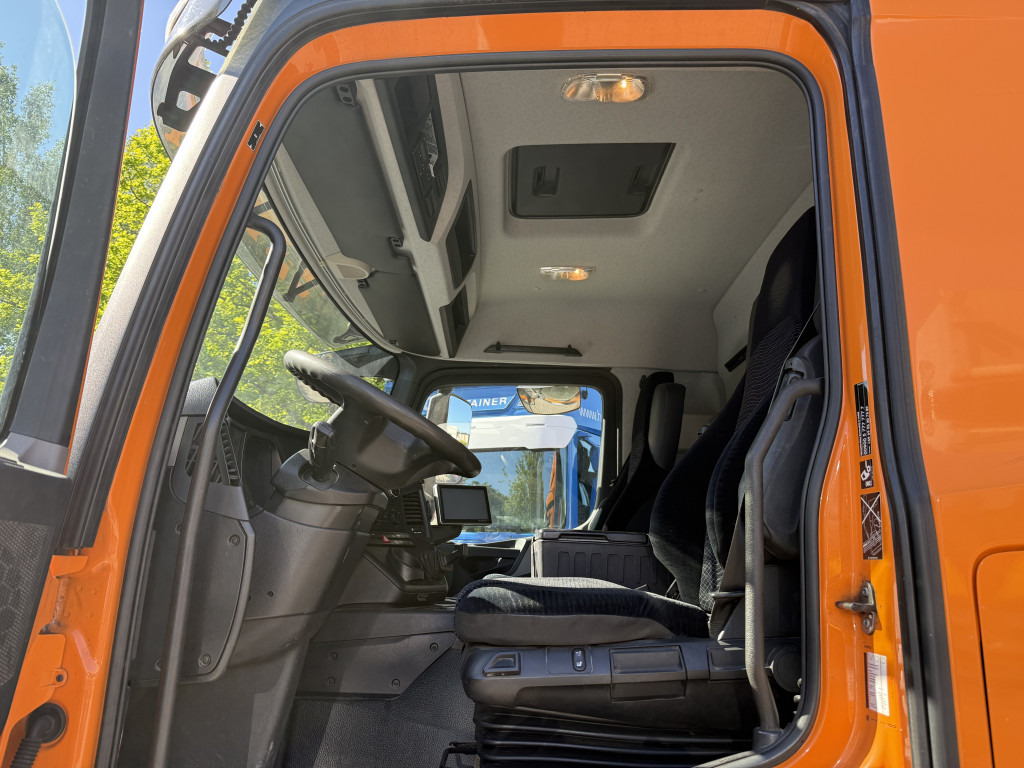 Mercedes-Benz Actros 1827 Kran Palfinger PK 9002 - Pressukapelli kuorma-auto, Nosturiauto: kuva Mercedes-Benz Actros 1827 Kran Palfinger PK 9002 - Pressukapelli kuorma-auto, Nosturiauto Mercedes-Benz Actros 1827 Kran Palfinger PK 9002 - Pressukapelli kuorma-auto, Nosturiauto: kuva Mercedes-Benz Actros 1827 Kran Palfinger PK 9002 - Pressukapelli kuorma-auto, Nosturiauto