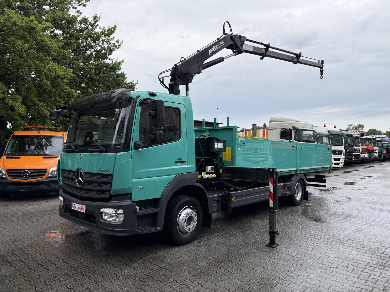 Mercedes-Benz Atego 1227 Kran MKG 96 - Lava-kuorma-auto, Nosturiauto: kuva Mercedes-Benz Atego 1227 Kran MKG 96 - Lava-kuorma-auto, Nosturiauto Mercedes-Benz Atego 1227 Kran MKG 96 - Lava-kuorma-auto, Nosturiauto: kuva Mercedes-Benz Atego 1227 Kran MKG 96 - Lava-kuorma-auto, Nosturiauto