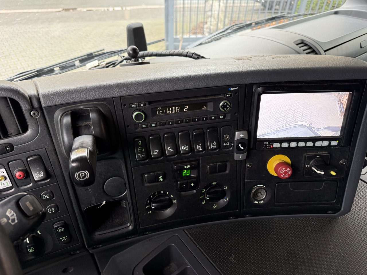 Scania P280 6X2*4 - Kuorma-auto alusta: kuva Scania P280 6X2*4 - Kuorma-auto alusta Scania P280 6X2*4 - Kuorma-auto alusta: kuva Scania P280 6X2*4 - Kuorma-auto alusta