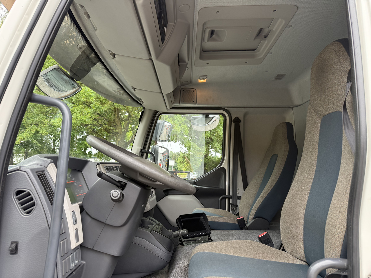 Volvo FL250.16 HMF 875 K3 - Lava-kuorma-auto, Nosturiauto: kuva Volvo FL250.16 HMF 875 K3 - Lava-kuorma-auto, Nosturiauto Volvo FL250.16 HMF 875 K3 - Lava-kuorma-auto, Nosturiauto: kuva Volvo FL250.16 HMF 875 K3 - Lava-kuorma-auto, Nosturiauto