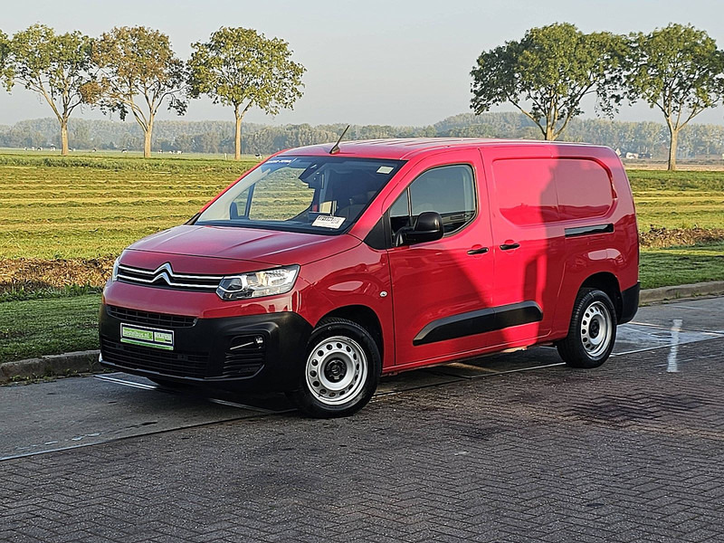 Citroën Berlingo 1.4 XL 130 AUT. 34 dkm. - Jakeluauto: kuva Citroën Berlingo 1.4 XL 130 AUT. 34 dkm. - Jakeluauto Citroën Berlingo 1.4 XL 130 AUT. 34 dkm. - Jakeluauto: kuva Citroën Berlingo 1.4 XL 130 AUT. 34 dkm. - Jakeluauto