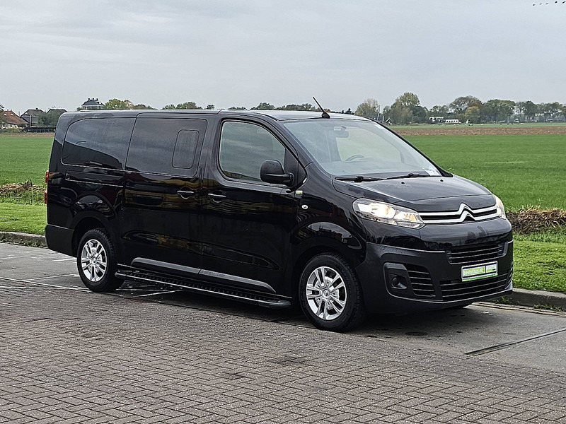 Citroën Jumpy 1.6 XL 9 pers EURO6 - Minibussi, Pikkubussi: kuva Citroën Jumpy 1.6 XL 9 pers EURO6 - Minibussi, Pikkubussi Citroën Jumpy 1.6 XL 9 pers EURO6 - Minibussi, Pikkubussi: kuva Citroën Jumpy 1.6 XL 9 pers EURO6 - Minibussi, Pikkubussi