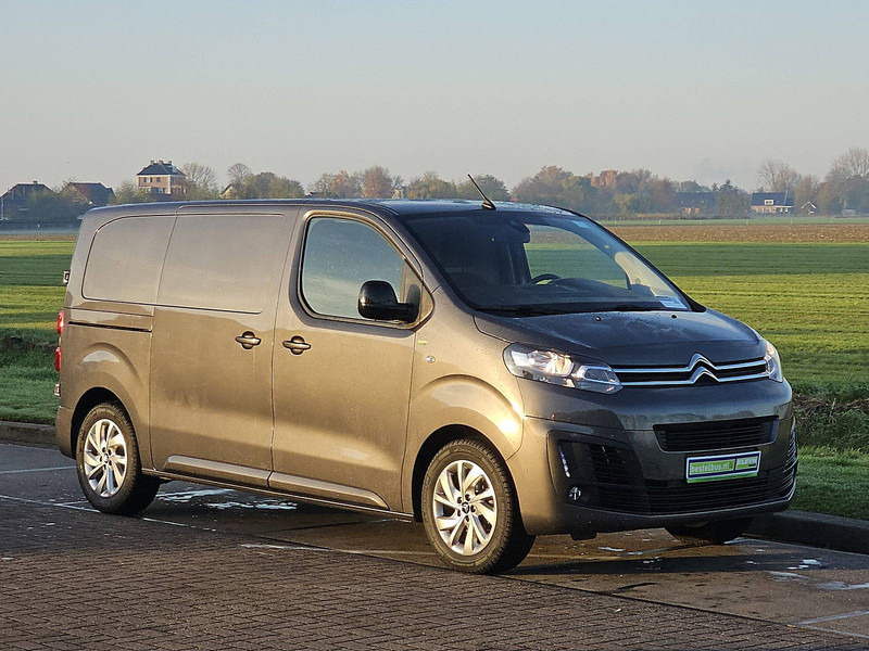 Citroën Jumpy 1.6 ac L2 EURO6 - Pieni pakettiauto: kuva Citroën Jumpy 1.6 ac L2 EURO6 - Pieni pakettiauto Citroën Jumpy 1.6 ac L2 EURO6 - Pieni pakettiauto: kuva Citroën Jumpy 1.6 ac L2 EURO6 - Pieni pakettiauto
