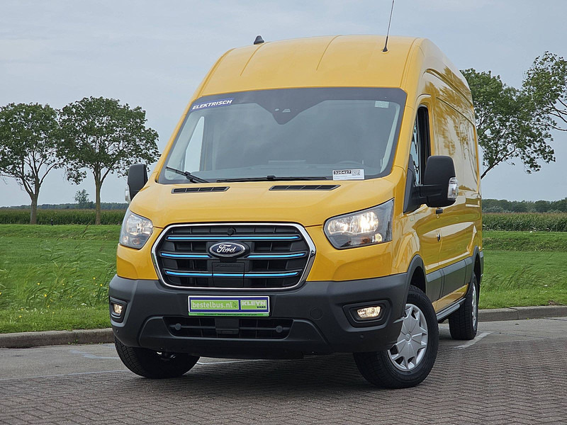 Ford E-Transit L3H3 elektr. 68 Kwh - Pakettiauto, Sähköpakettiauto: kuva Ford E-Transit L3H3 elektr. 68 Kwh - Pakettiauto, Sähköpakettiauto Ford E-Transit L3H3 elektr. 68 Kwh - Pakettiauto, Sähköpakettiauto: kuva Ford E-Transit L3H3 elektr. 68 Kwh - Pakettiauto, Sähköpakettiauto