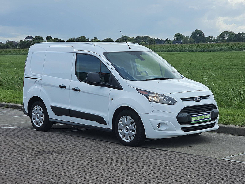 Ford Transit Connect L1 Navi 3-Zits Euro6 - Jakeluauto: kuva Ford Transit Connect L1 Navi 3-Zits Euro6 - Jakeluauto Ford Transit Connect L1 Navi 3-Zits Euro6 - Jakeluauto: kuva Ford Transit Connect L1 Navi 3-Zits Euro6 - Jakeluauto