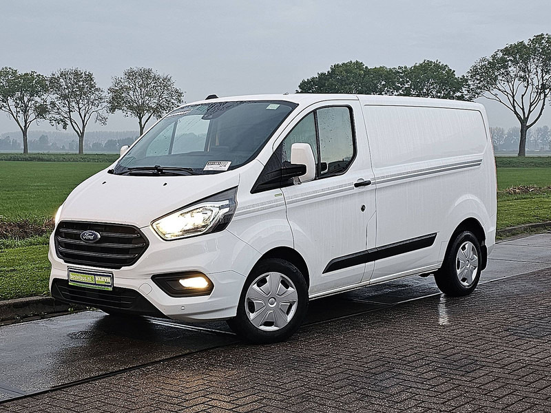 Ford Transit Custom 2.0 L1H1 WP-Inrichting! - Pieni pakettiauto: kuva Ford Transit Custom 2.0 L1H1 WP-Inrichting! - Pieni pakettiauto Ford Transit Custom 2.0 L1H1 WP-Inrichting! - Pieni pakettiauto: kuva Ford Transit Custom 2.0 L1H1 WP-Inrichting! - Pieni pakettiauto