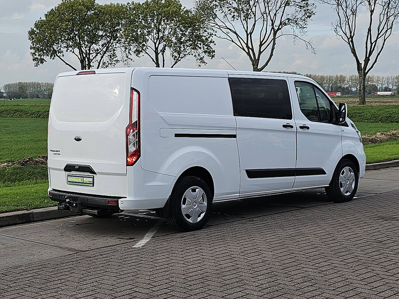 Ford Transit Custom 2.0 L2H1 Dub.- Cab. Navi - Pieni pakettiauto: kuva Ford Transit Custom 2.0 L2H1 Dub.- Cab. Navi - Pieni pakettiauto Ford Transit Custom 2.0 L2H1 Dub.- Cab. Navi - Pieni pakettiauto: kuva Ford Transit Custom 2.0 L2H1 Dub.- Cab. Navi - Pieni pakettiauto