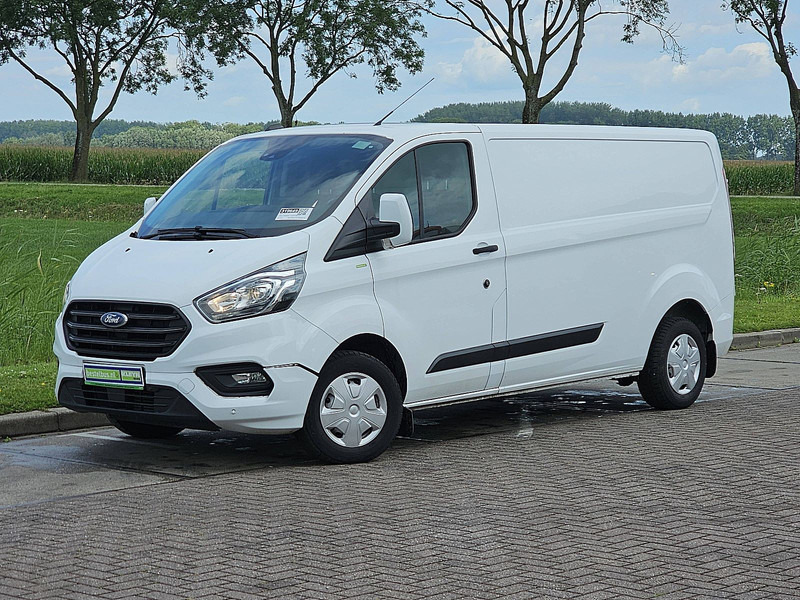 Ford Transit Custom 2.0 L2H1 Navi Airco - Pieni pakettiauto: kuva Ford Transit Custom 2.0 L2H1 Navi Airco - Pieni pakettiauto Ford Transit Custom 2.0 L2H1 Navi Airco - Pieni pakettiauto: kuva Ford Transit Custom 2.0 L2H1 Navi Airco - Pieni pakettiauto
