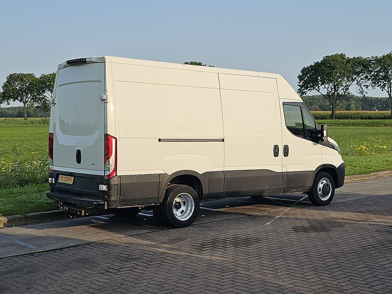 Iveco Daily 35C15 L2H2 Dubbellucht! - Pakettiauto: kuva Iveco Daily 35C15 L2H2 Dubbellucht! - Pakettiauto Iveco Daily 35C15 L2H2 Dubbellucht! - Pakettiauto: kuva Iveco Daily 35C15 L2H2 Dubbellucht! - Pakettiauto