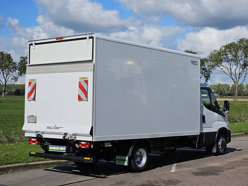 Iveco Daily 35C16 Bakwagen Laadklep - Jakeluauto: kuva Iveco Daily 35C16 Bakwagen Laadklep - Jakeluauto Iveco Daily 35C16 Bakwagen Laadklep - Jakeluauto: kuva Iveco Daily 35C16 Bakwagen Laadklep - Jakeluauto