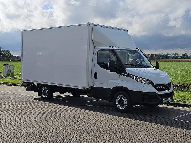 Iveco Daily 35S18 3.0ltr ac aut. EUR6 - Jakeluauto: kuva Iveco Daily 35S18 3.0ltr ac aut. EUR6 - Jakeluauto Iveco Daily 35S18 3.0ltr ac aut. EUR6 - Jakeluauto: kuva Iveco Daily 35S18 3.0ltr ac aut. EUR6 - Jakeluauto