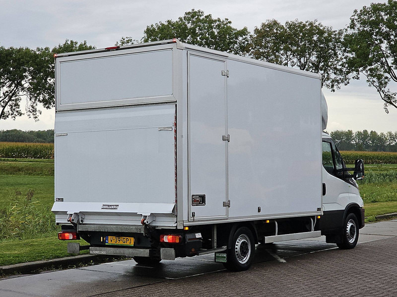 Iveco Daily 35S18 ac automaat EURO6 - Jakeluauto: kuva Iveco Daily 35S18 ac automaat EURO6 - Jakeluauto Iveco Daily 35S18 ac automaat EURO6 - Jakeluauto: kuva Iveco Daily 35S18 ac automaat EURO6 - Jakeluauto