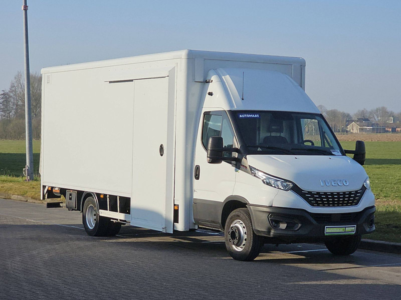 Iveco Daily 70 C 3.0 ltr ac automaat - Jakeluauto: kuva Iveco Daily 70 C 3.0 ltr ac automaat - Jakeluauto Iveco Daily 70 C 3.0 ltr ac automaat - Jakeluauto: kuva Iveco Daily 70 C 3.0 ltr ac automaat - Jakeluauto