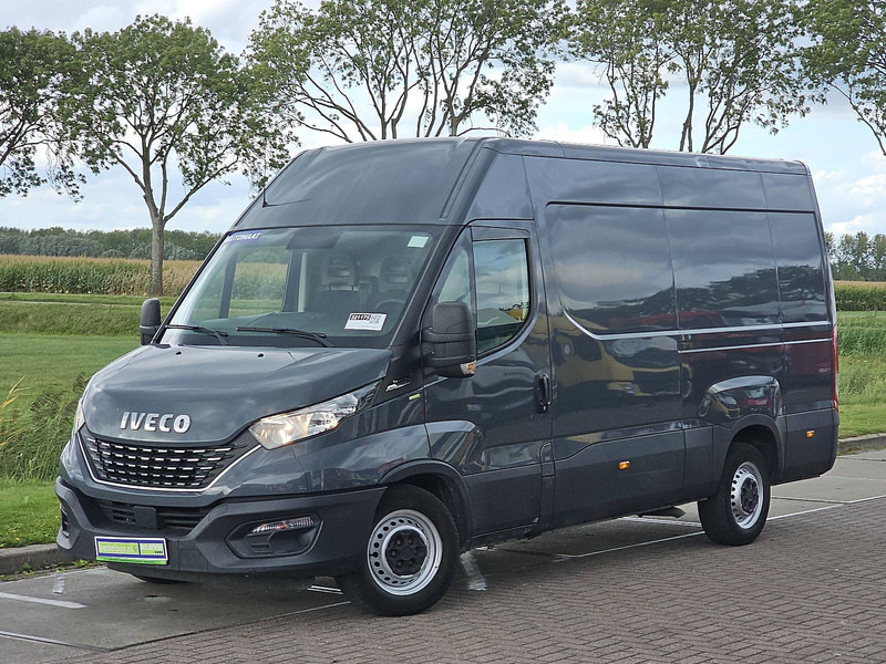 Iveco Daily - Pakettiauto: kuva Iveco Daily - Pakettiauto Iveco Daily - Pakettiauto: kuva Iveco Daily - Pakettiauto