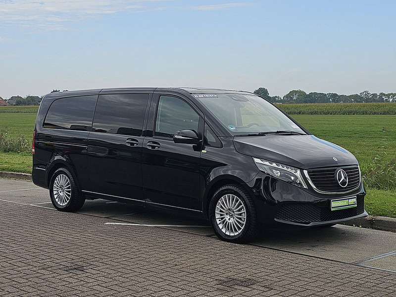 Mercedes-Benz EQV 300 L3 XL 8-Pers Mbux - Minibussi, Sähköbussi: kuva Mercedes-Benz EQV 300 L3 XL 8-Pers Mbux - Minibussi, Sähköbussi Mercedes-Benz EQV 300 L3 XL 8-Pers Mbux - Minibussi, Sähköbussi: kuva Mercedes-Benz EQV 300 L3 XL 8-Pers Mbux - Minibussi, Sähköbussi