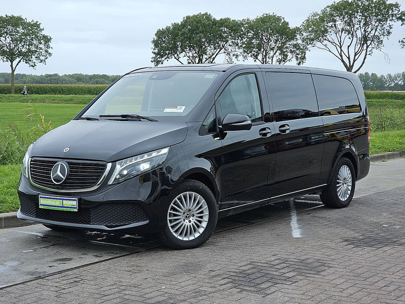 Mercedes-Benz EQV 300 L3 XL 8-Pers Mbux - Minibussi, Sähköbussi: kuva Mercedes-Benz EQV 300 L3 XL 8-Pers Mbux - Minibussi, Sähköbussi Mercedes-Benz EQV 300 L3 XL 8-Pers Mbux - Minibussi, Sähköbussi: kuva Mercedes-Benz EQV 300 L3 XL 8-Pers Mbux - Minibussi, Sähköbussi