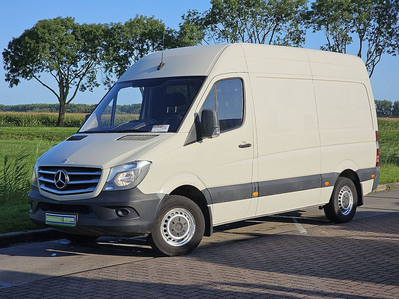 Mercedes-Benz Sprinter 311 L2H2 Airco Euro6! - Pakettiauto: kuva Mercedes-Benz Sprinter 311 L2H2 Airco Euro6! - Pakettiauto Mercedes-Benz Sprinter 311 L2H2 Airco Euro6! - Pakettiauto: kuva Mercedes-Benz Sprinter 311 L2H2 Airco Euro6! - Pakettiauto