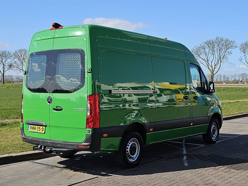 Mercedes-Benz Sprinter 314 L2H2 RWD Mbux Euro6! - Pakettiauto: kuva Mercedes-Benz Sprinter 314 L2H2 RWD Mbux Euro6! - Pakettiauto Mercedes-Benz Sprinter 314 L2H2 RWD Mbux Euro6! - Pakettiauto: kuva Mercedes-Benz Sprinter 314 L2H2 RWD Mbux Euro6! - Pakettiauto