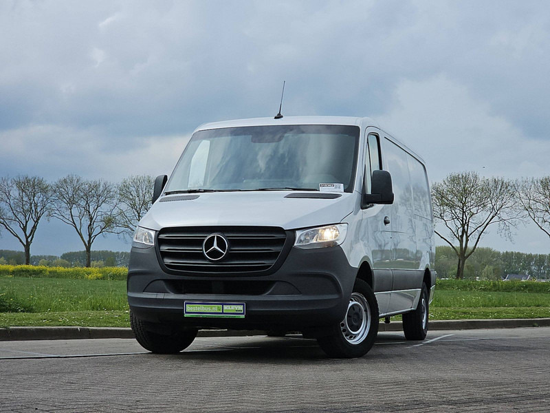 Mercedes-Benz Sprinter 315 L2H1 RWD Mbux! - Pakettiauto: kuva Mercedes-Benz Sprinter 315 L2H1 RWD Mbux! - Pakettiauto Mercedes-Benz Sprinter 315 L2H1 RWD Mbux! - Pakettiauto: kuva Mercedes-Benz Sprinter 315 L2H1 RWD Mbux! - Pakettiauto
