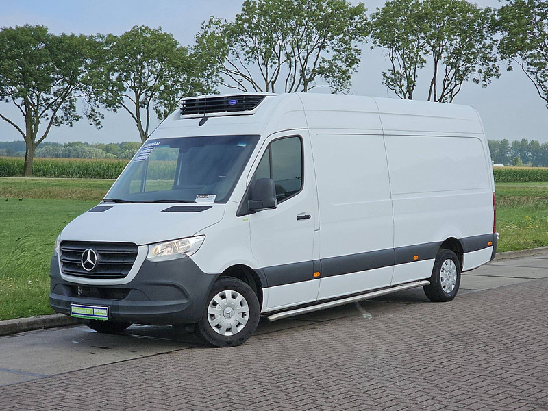 Mercedes-Benz Sprinter 315 L3H2 Koeling Vriezer - Kylmäauto: kuva Mercedes-Benz Sprinter 315 L3H2 Koeling Vriezer - Kylmäauto Mercedes-Benz Sprinter 315 L3H2 Koeling Vriezer - Kylmäauto: kuva Mercedes-Benz Sprinter 315 L3H2 Koeling Vriezer - Kylmäauto