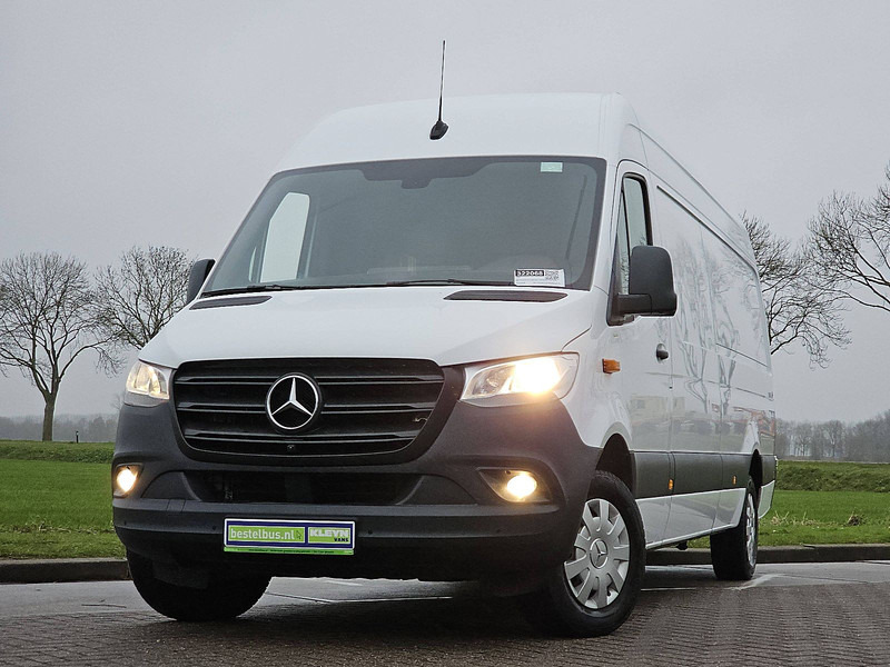 Mercedes-Benz Sprinter 315 L3H2 Maxi Navi - Pakettiauto: kuva Mercedes-Benz Sprinter 315 L3H2 Maxi Navi - Pakettiauto Mercedes-Benz Sprinter 315 L3H2 Maxi Navi - Pakettiauto: kuva Mercedes-Benz Sprinter 315 L3H2 Maxi Navi - Pakettiauto