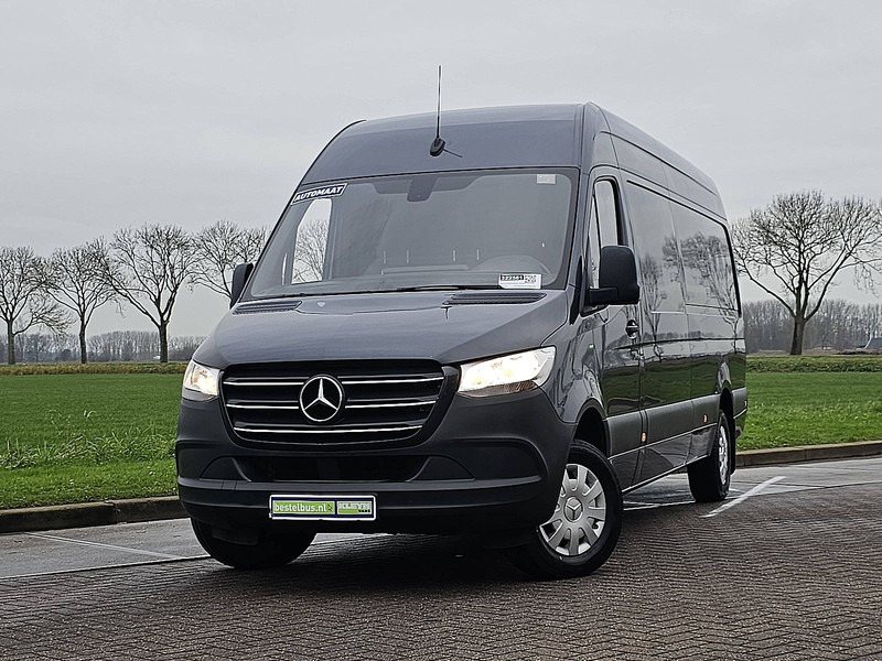Mercedes-Benz Sprinter 315 L3H2 Mbux + Navi AC! - Pakettiauto: kuva Mercedes-Benz Sprinter 315 L3H2 Mbux + Navi AC! - Pakettiauto Mercedes-Benz Sprinter 315 L3H2 Mbux + Navi AC! - Pakettiauto: kuva Mercedes-Benz Sprinter 315 L3H2 Mbux + Navi AC! - Pakettiauto