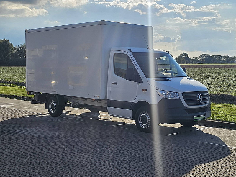 Mercedes-Benz Sprinter 316 Bakwagen Laadklep! - Jakeluauto: kuva Mercedes-Benz Sprinter 316 Bakwagen Laadklep! - Jakeluauto Mercedes-Benz Sprinter 316 Bakwagen Laadklep! - Jakeluauto: kuva Mercedes-Benz Sprinter 316 Bakwagen Laadklep! - Jakeluauto