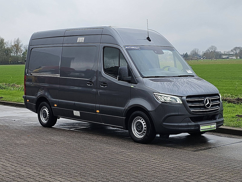 Mercedes-Benz Sprinter 316 L2H2 LED Mbux 10 - Pieni pakettiauto: kuva Mercedes-Benz Sprinter 316 L2H2 LED Mbux 10 - Pieni pakettiauto Mercedes-Benz Sprinter 316 L2H2 LED Mbux 10 - Pieni pakettiauto: kuva Mercedes-Benz Sprinter 316 L2H2 LED Mbux 10 - Pieni pakettiauto