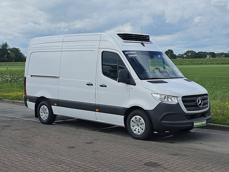 Mercedes-Benz Sprinter 317 L2H2 Koelwagen D/N! - Kylmäauto: kuva Mercedes-Benz Sprinter 317 L2H2 Koelwagen D/N! - Kylmäauto Mercedes-Benz Sprinter 317 L2H2 Koelwagen D/N! - Kylmäauto: kuva Mercedes-Benz Sprinter 317 L2H2 Koelwagen D/N! - Kylmäauto