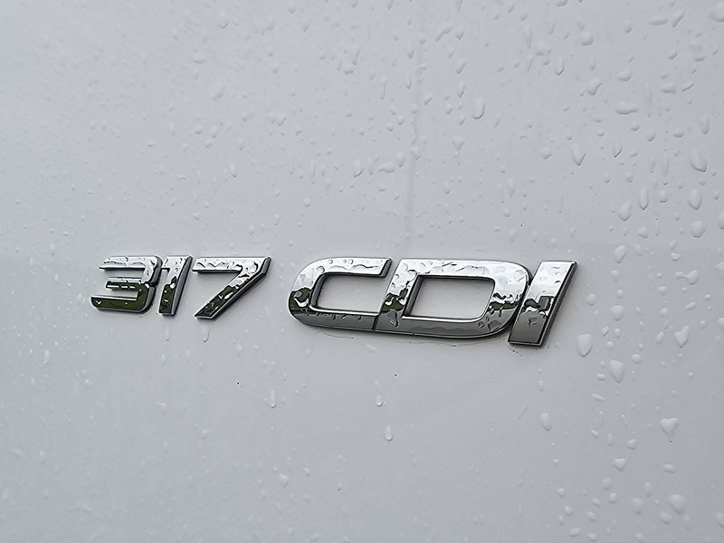 Pakettiauto Mercedes-Benz Sprinter 317 L2H2 Mbux Navi RWD!: kuva Pakettiauto Mercedes-Benz Sprinter 317 L2H2 Mbux Navi RWD!