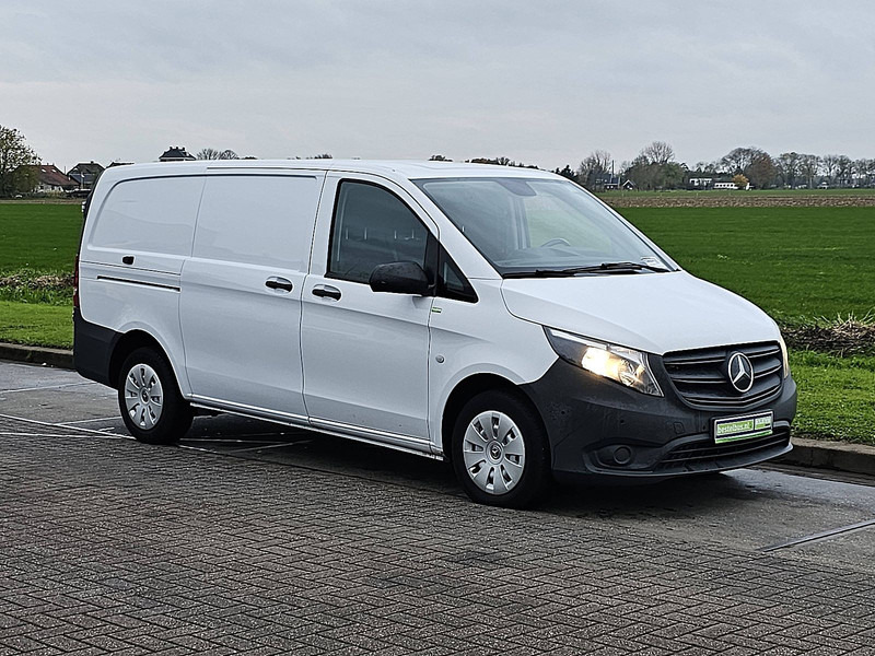 Mercedes-Benz Vito 114 L2 Automaat Euro6 AC - Pieni pakettiauto: kuva Mercedes-Benz Vito 114 L2 Automaat Euro6 AC - Pieni pakettiauto Mercedes-Benz Vito 114 L2 Automaat Euro6 AC - Pieni pakettiauto: kuva Mercedes-Benz Vito 114 L2 Automaat Euro6 AC - Pieni pakettiauto
