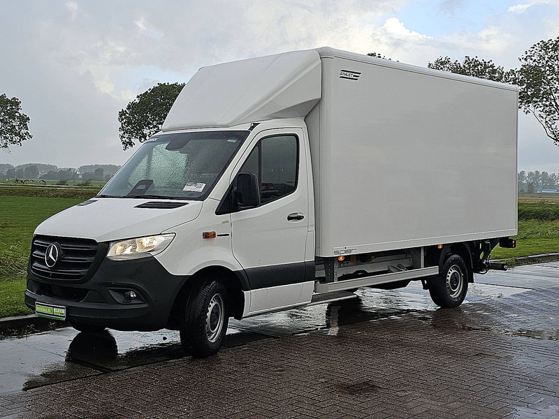 Mercedes-Benz eSprinter Bakwagen Laadklep! - Jakeluauto, Sähköpakettiauto: kuva Mercedes-Benz eSprinter Bakwagen Laadklep! - Jakeluauto, Sähköpakettiauto Mercedes-Benz eSprinter Bakwagen Laadklep! - Jakeluauto, Sähköpakettiauto: kuva Mercedes-Benz eSprinter Bakwagen Laadklep! - Jakeluauto, Sähköpakettiauto