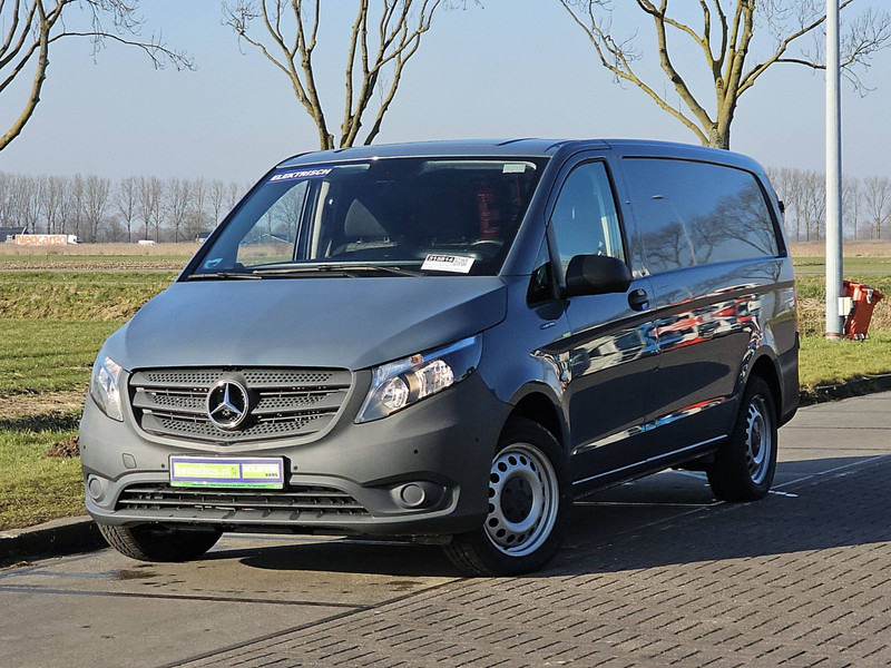Mercedes-Benz eVito L2 35KwH Elektrisch! - Pieni pakettiauto, Sähköpakettiauto: kuva Mercedes-Benz eVito L2 35KwH Elektrisch! - Pieni pakettiauto, Sähköpakettiauto Mercedes-Benz eVito L2 35KwH Elektrisch! - Pieni pakettiauto, Sähköpakettiauto: kuva Mercedes-Benz eVito L2 35KwH Elektrisch! - Pieni pakettiauto, Sähköpakettiauto
