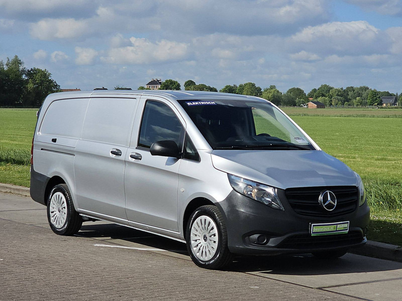 Pieni pakettiauto, Sähköpakettiauto Mercedes-Benz eVito  L2 66 kWh Long Range: kuva Pieni pakettiauto, Sähköpakettiauto Mercedes-Benz eVito  L2 66 kWh Long Range
